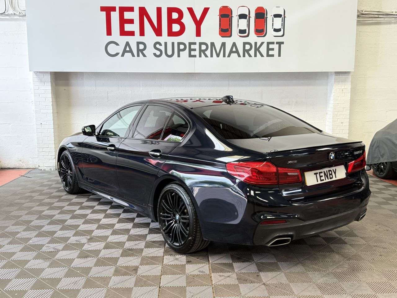 2017 BMW 5 SERIES 2017 BMW 5 SERIES