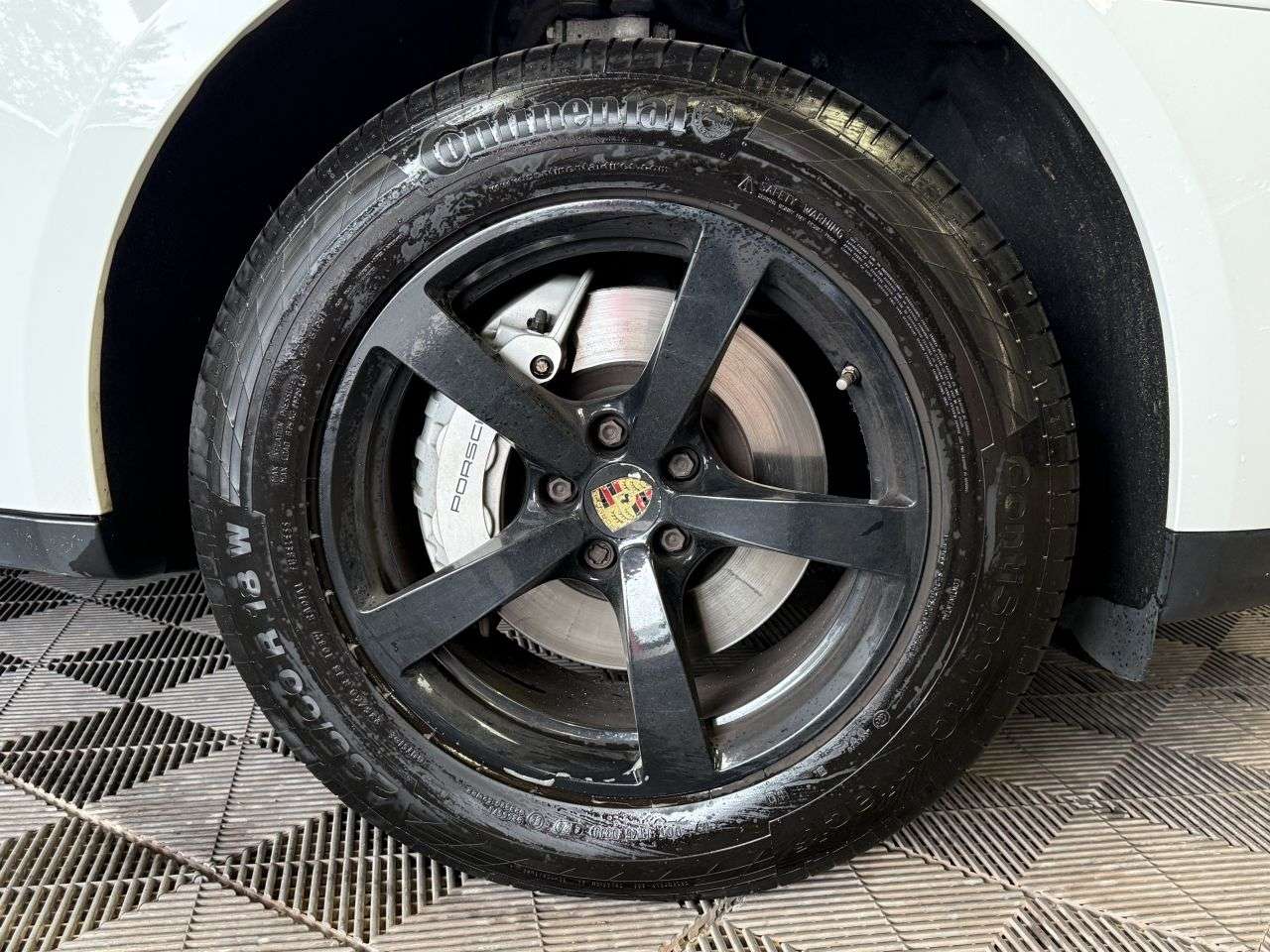 2017 PORSCHE MACAN 2017 PORSCHE MACAN