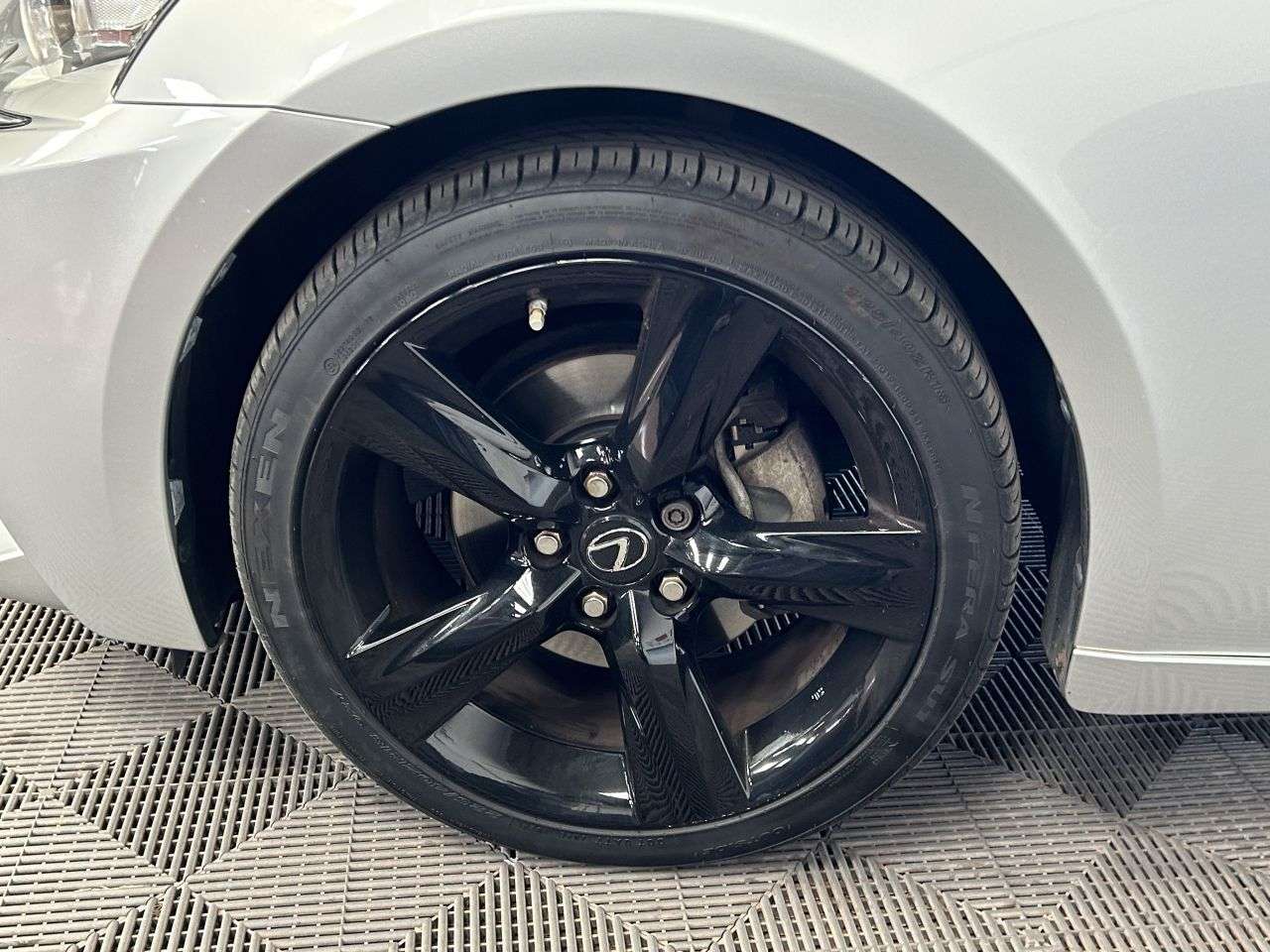 2016 LEXUS IS 2016 LEXUS IS