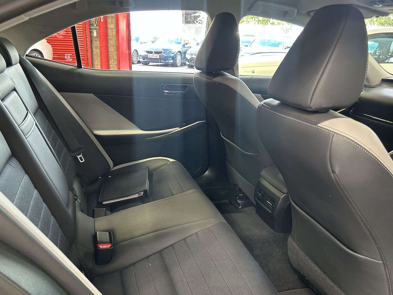 2016 LEXUS IS 2016 LEXUS IS