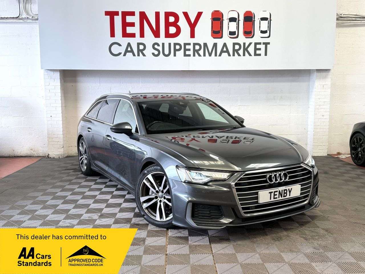 A 2019 AUDI A6 AVANT 2.0 TDI 40 S line Estate 5dr Diesel S Tronic Euro 6 (s/s) (204 ps) FHTD SEA A 2019 AUDI A6 AVANT 2.0 TDI 40 S line Estate 5dr Diesel S Tronic Euro 6 (s/s) (204 ps) FHTD SEA