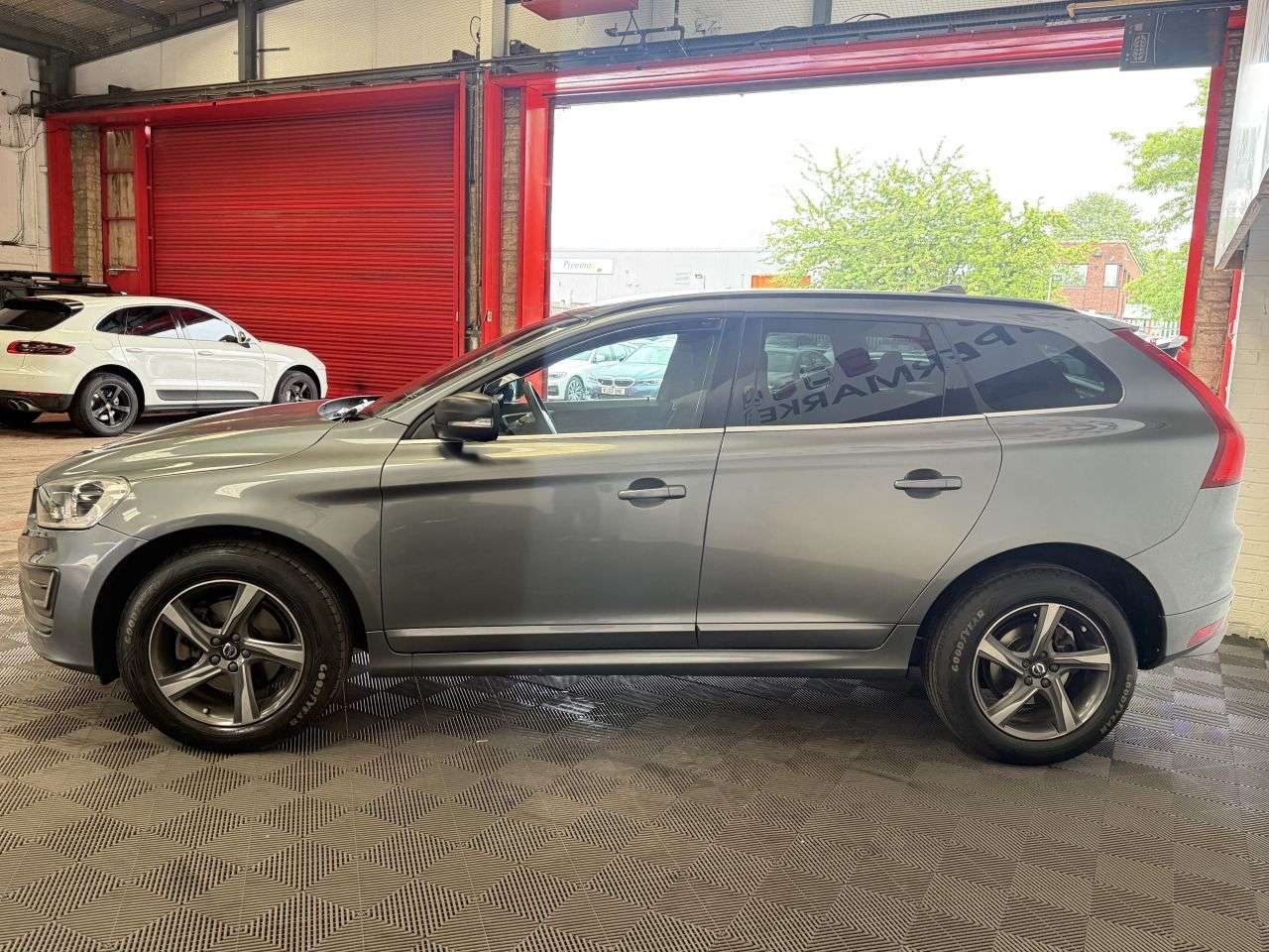 2015 VOLVO XC60 2015 VOLVO XC60