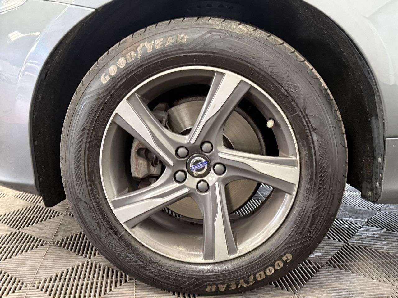 2015 VOLVO XC60 2015 VOLVO XC60