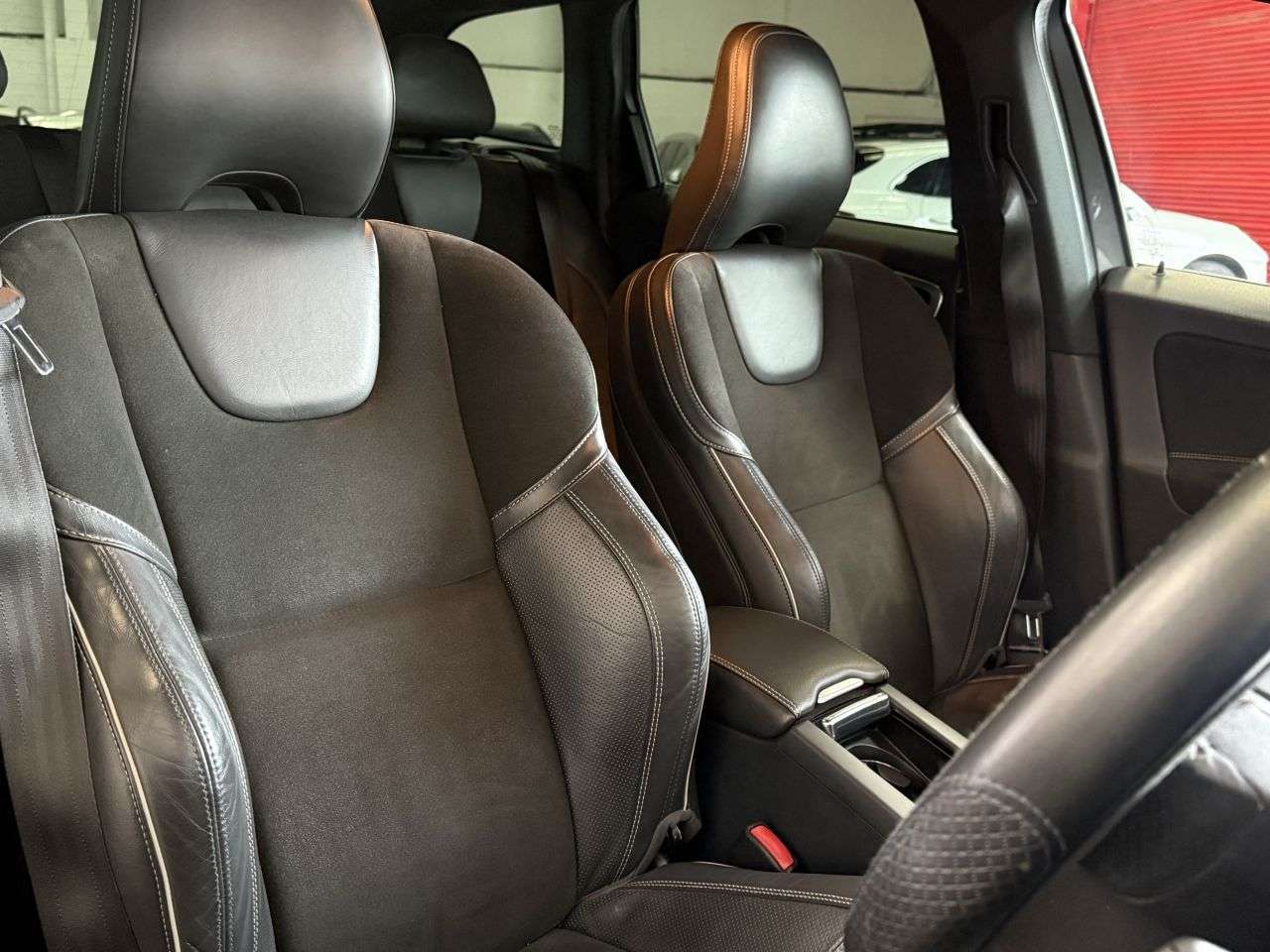 2015 VOLVO XC60 2015 VOLVO XC60