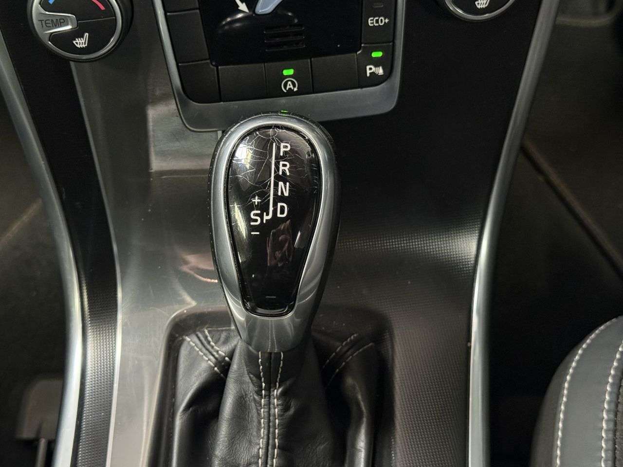 2015 VOLVO XC60 2015 VOLVO XC60