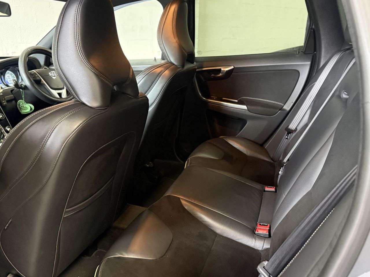 2015 VOLVO XC60 2015 VOLVO XC60