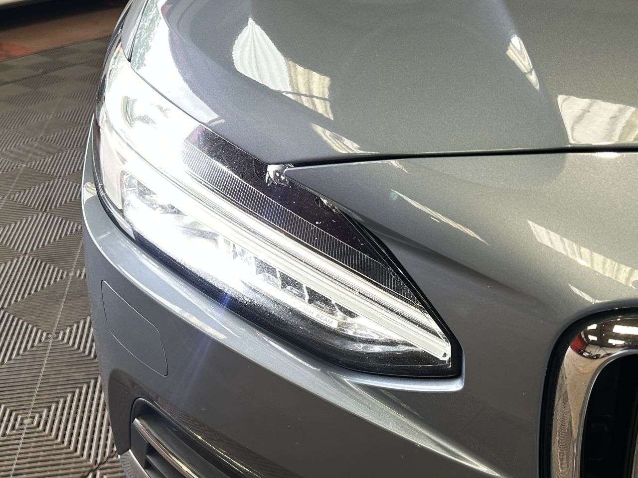 2018 VOLVO S90 2018 VOLVO S90