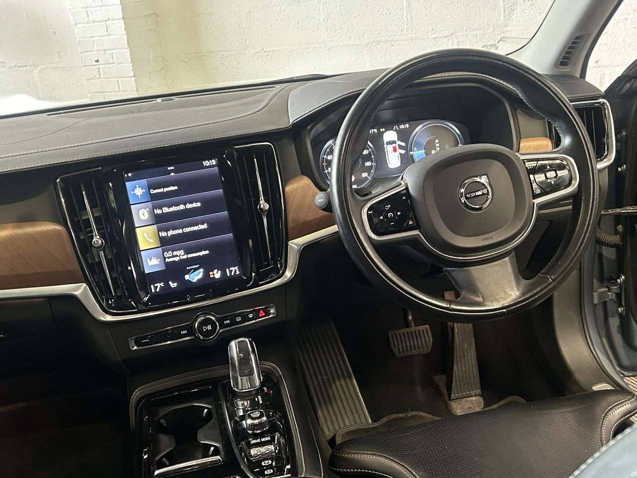 2018 VOLVO S90 2018 VOLVO S90