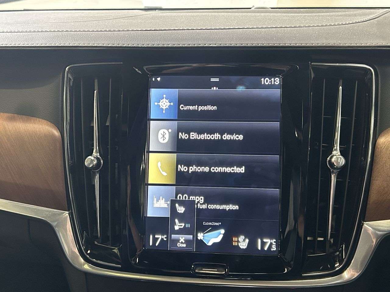 2018 VOLVO S90 2018 VOLVO S90