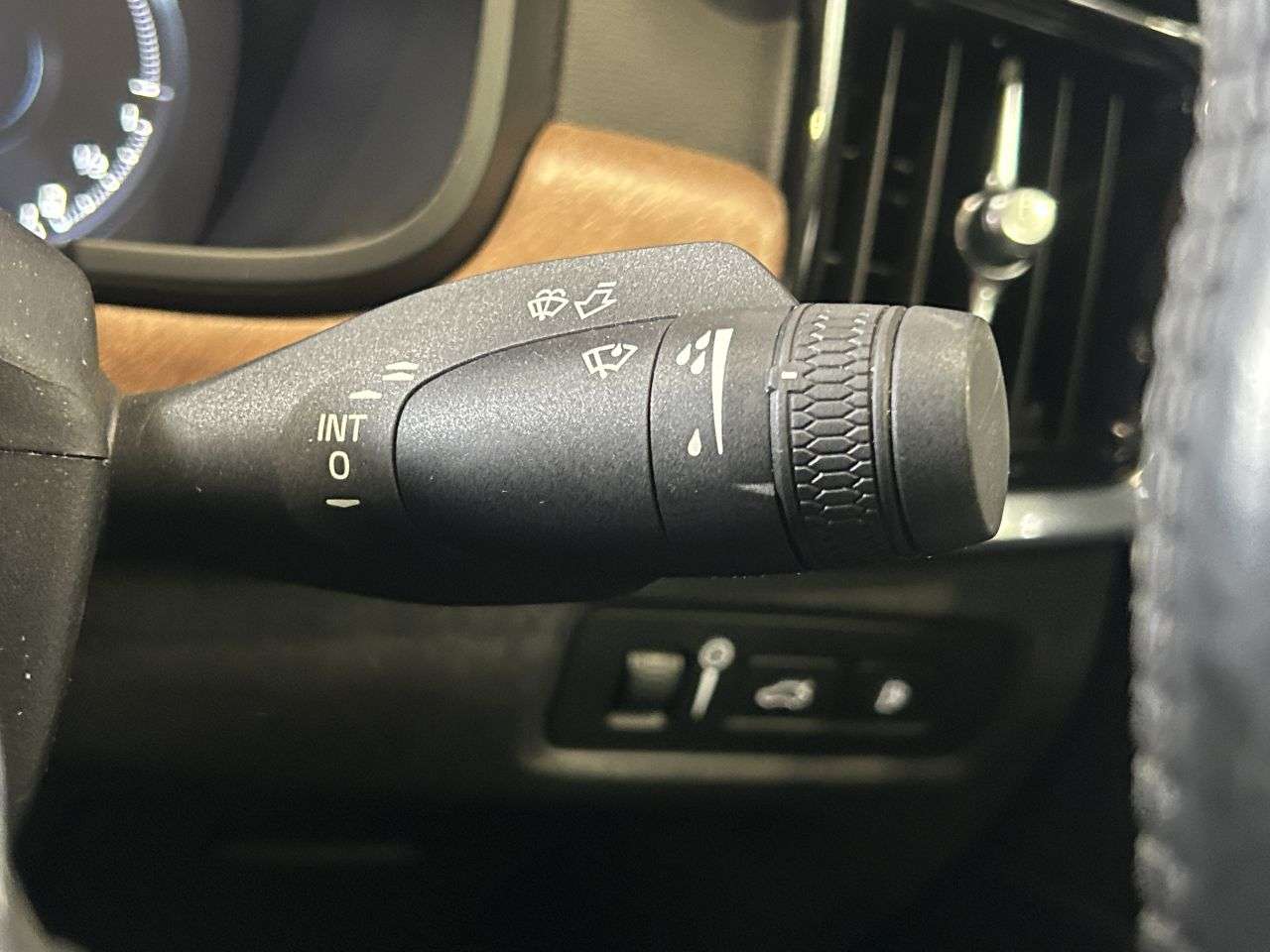 2018 VOLVO S90 2018 VOLVO S90