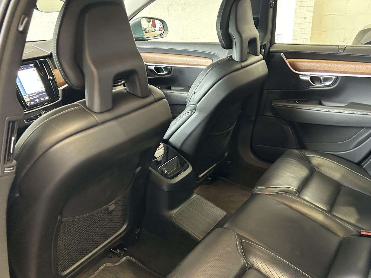 2018 VOLVO S90 2018 VOLVO S90