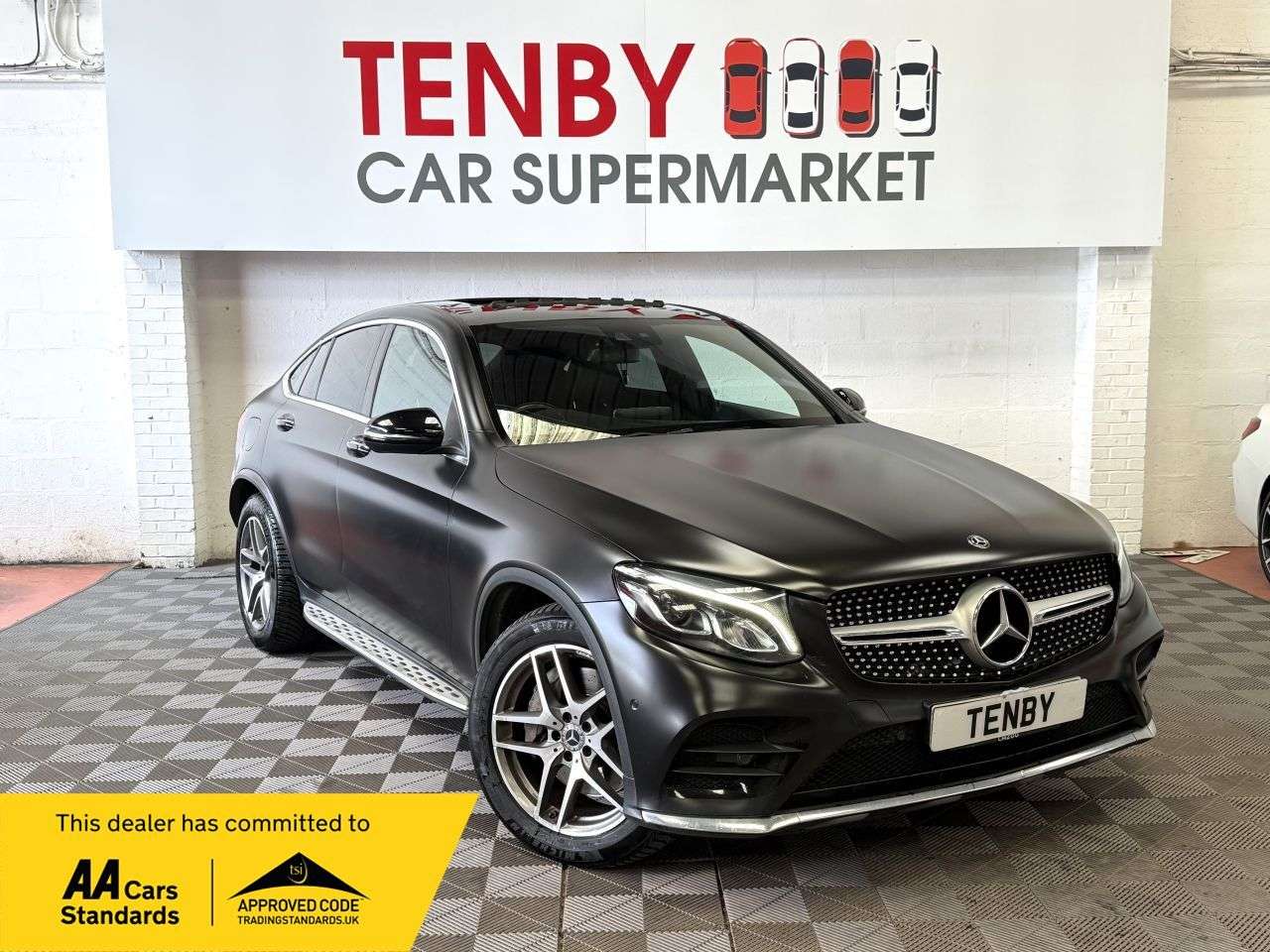 A 2017 MERCEDES-BENZ GLC 2.1 GLC250d AMG Line (Premium Plus) Coupe 5dr Diesel G-Tronic 4MATIC Euro 6 A 2017 MERCEDES-BENZ GLC 2.1 GLC250d AMG Line (Premium Plus) Coupe 5dr Diesel G-Tronic 4MATIC Euro 6