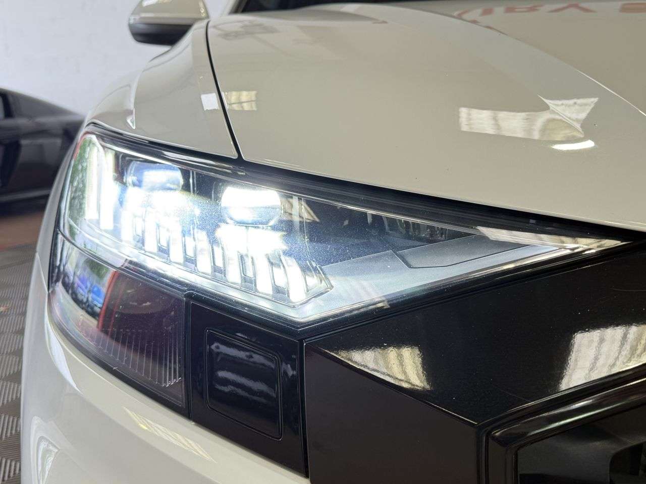 2019 AUDI Q8 2019 AUDI Q8