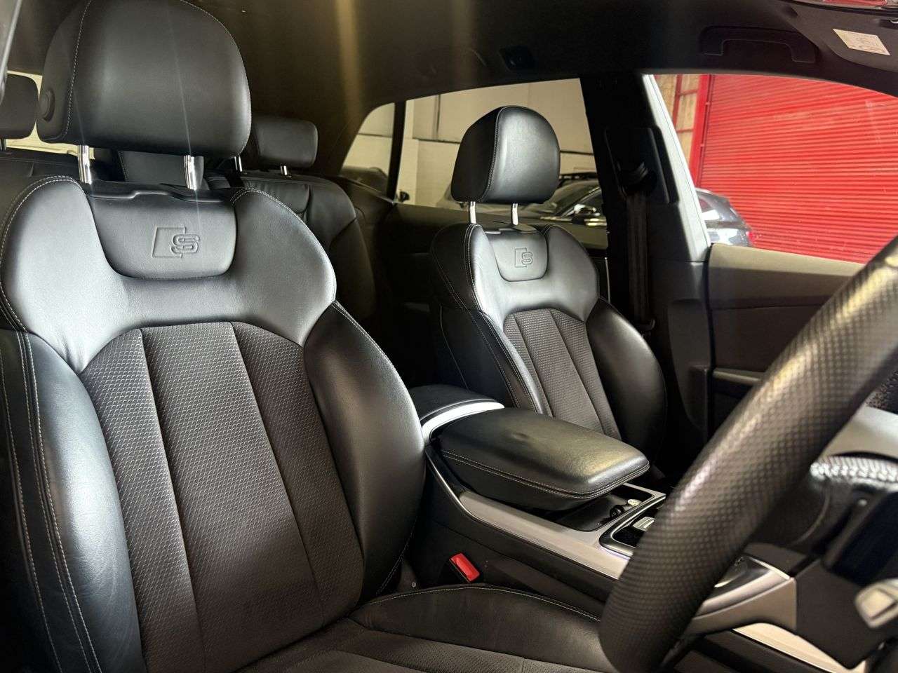 2019 AUDI Q8 2019 AUDI Q8