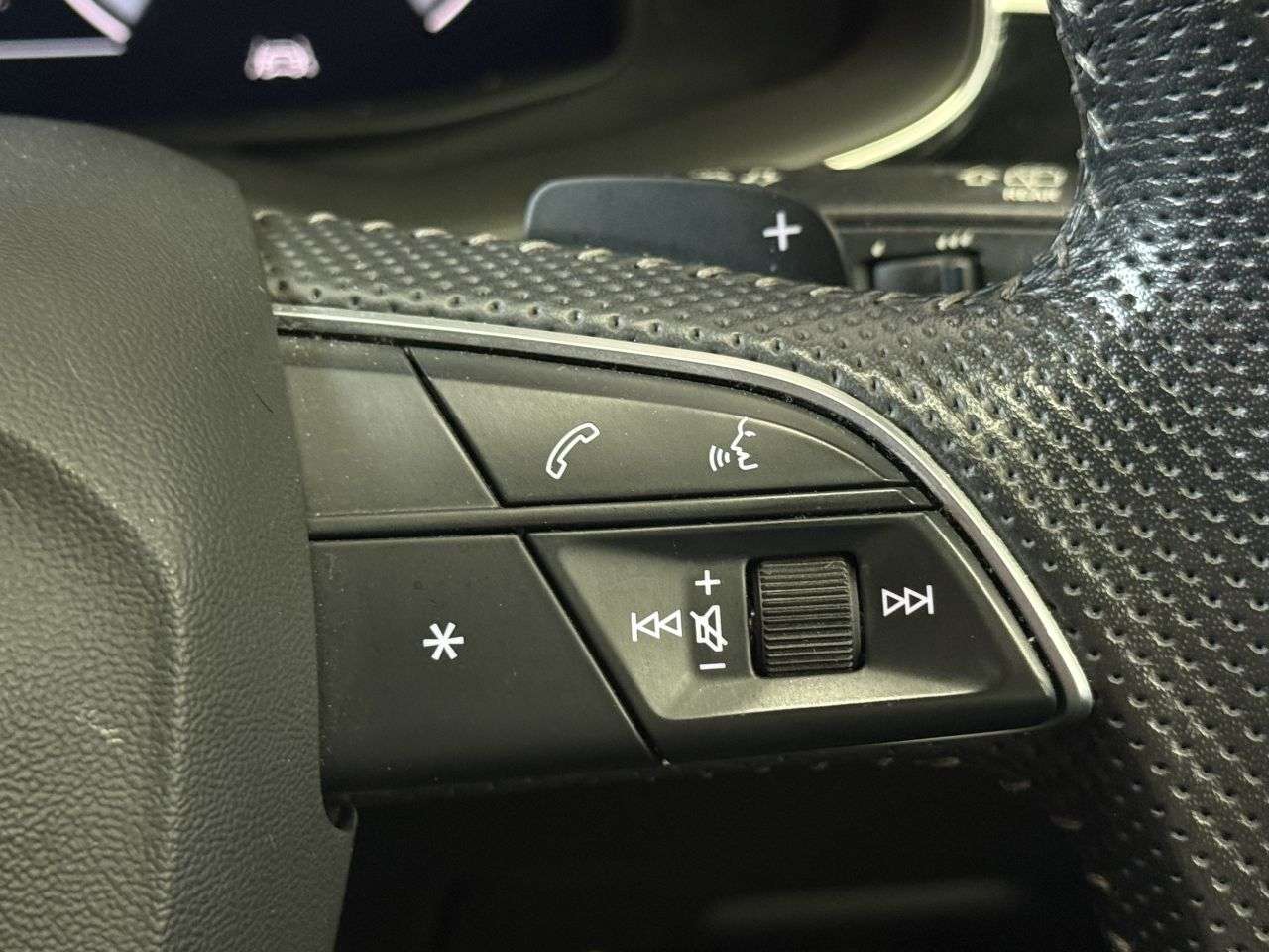 2019 AUDI Q8 2019 AUDI Q8