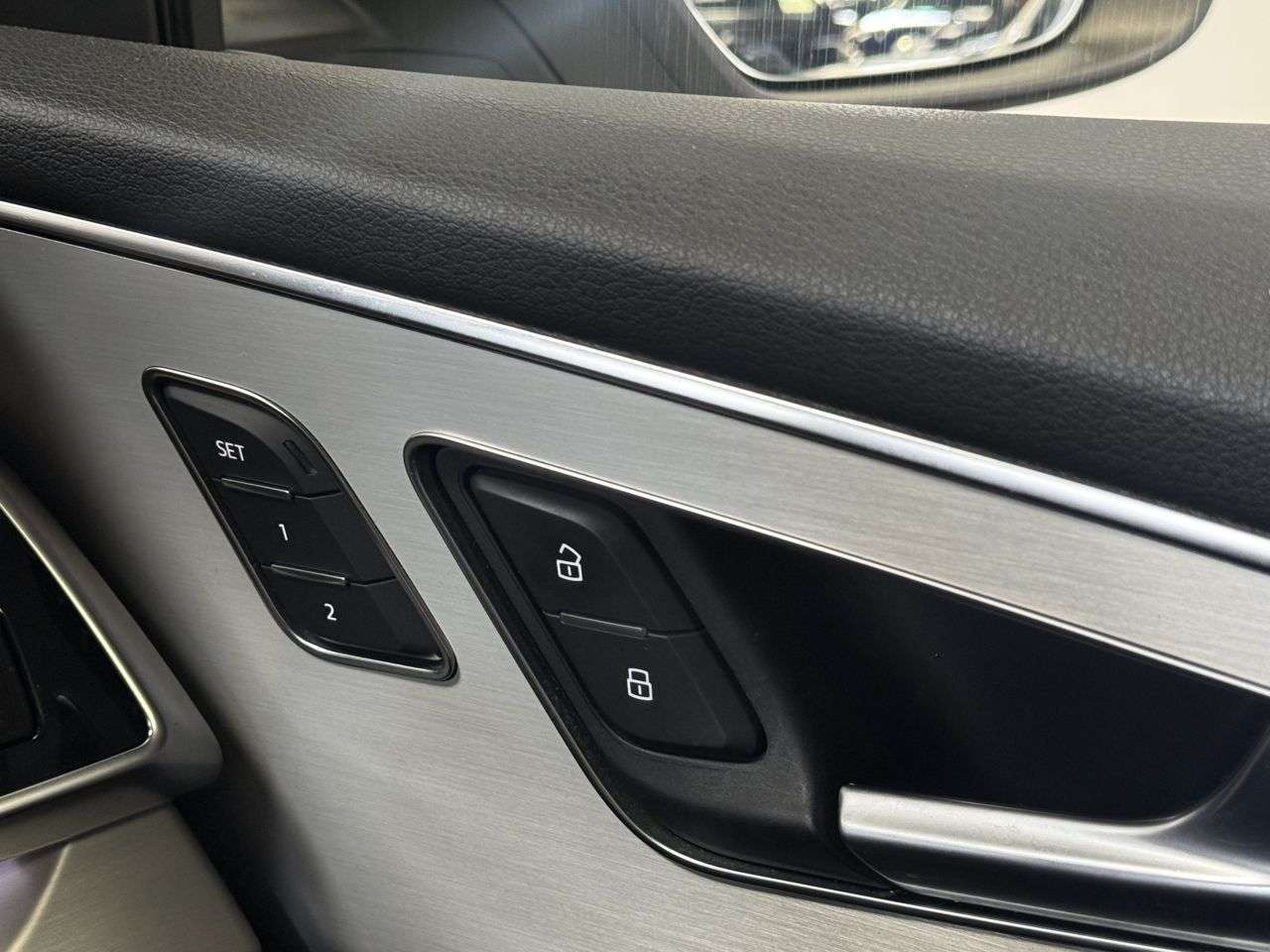 2019 AUDI Q8 2019 AUDI Q8