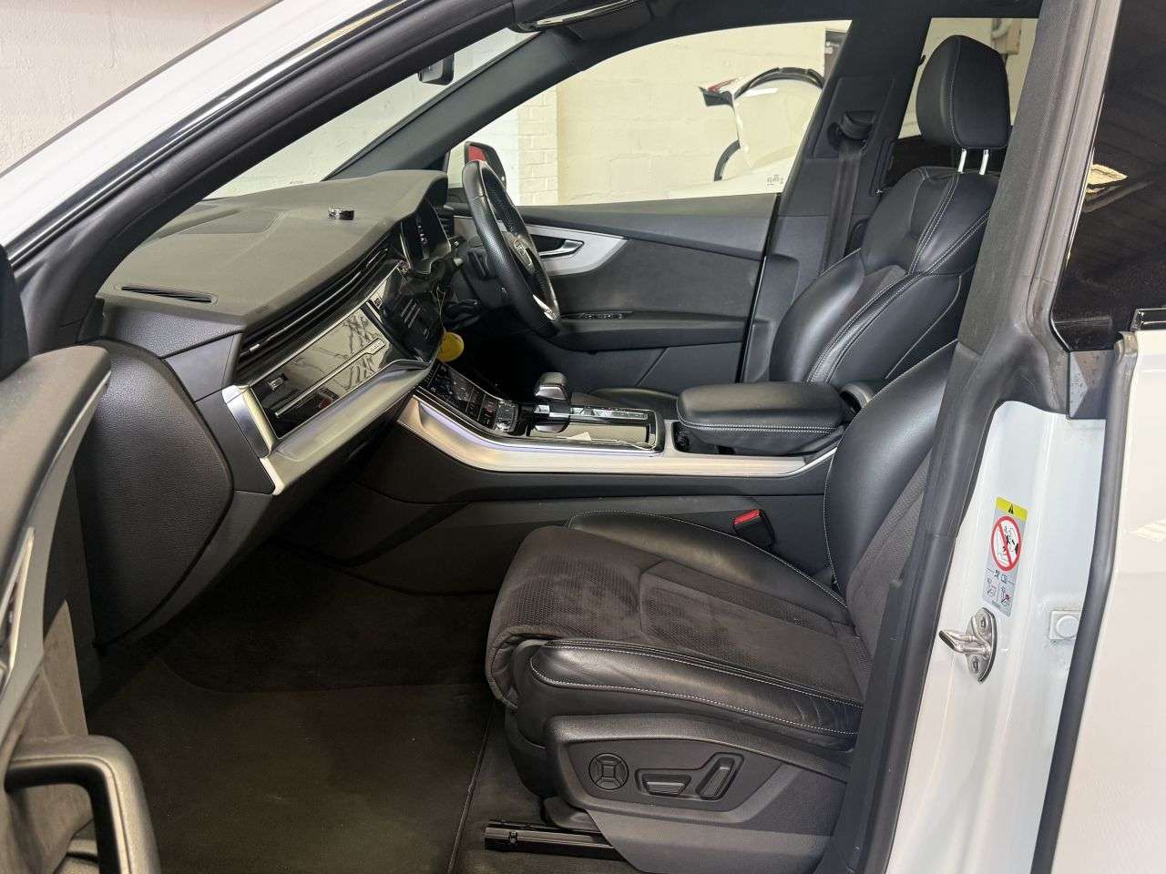 2019 AUDI Q8 2019 AUDI Q8