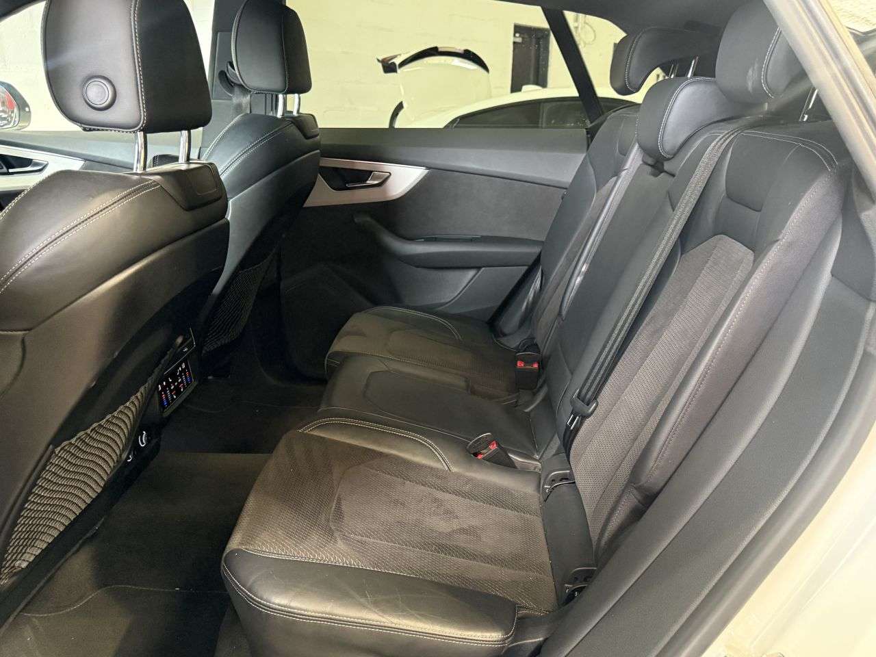 2019 AUDI Q8 2019 AUDI Q8