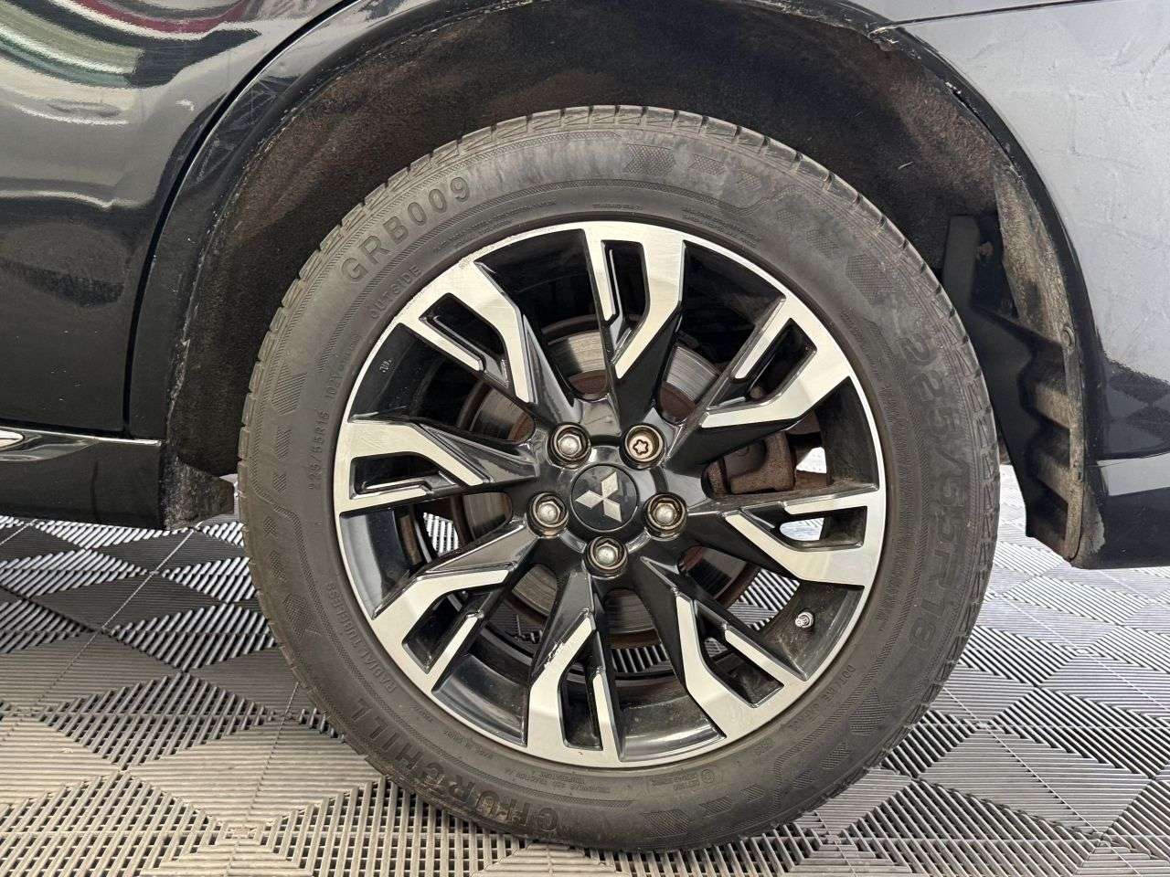 2017 MITSUBISHI OUTLANDER 2017 MITSUBISHI OUTLANDER