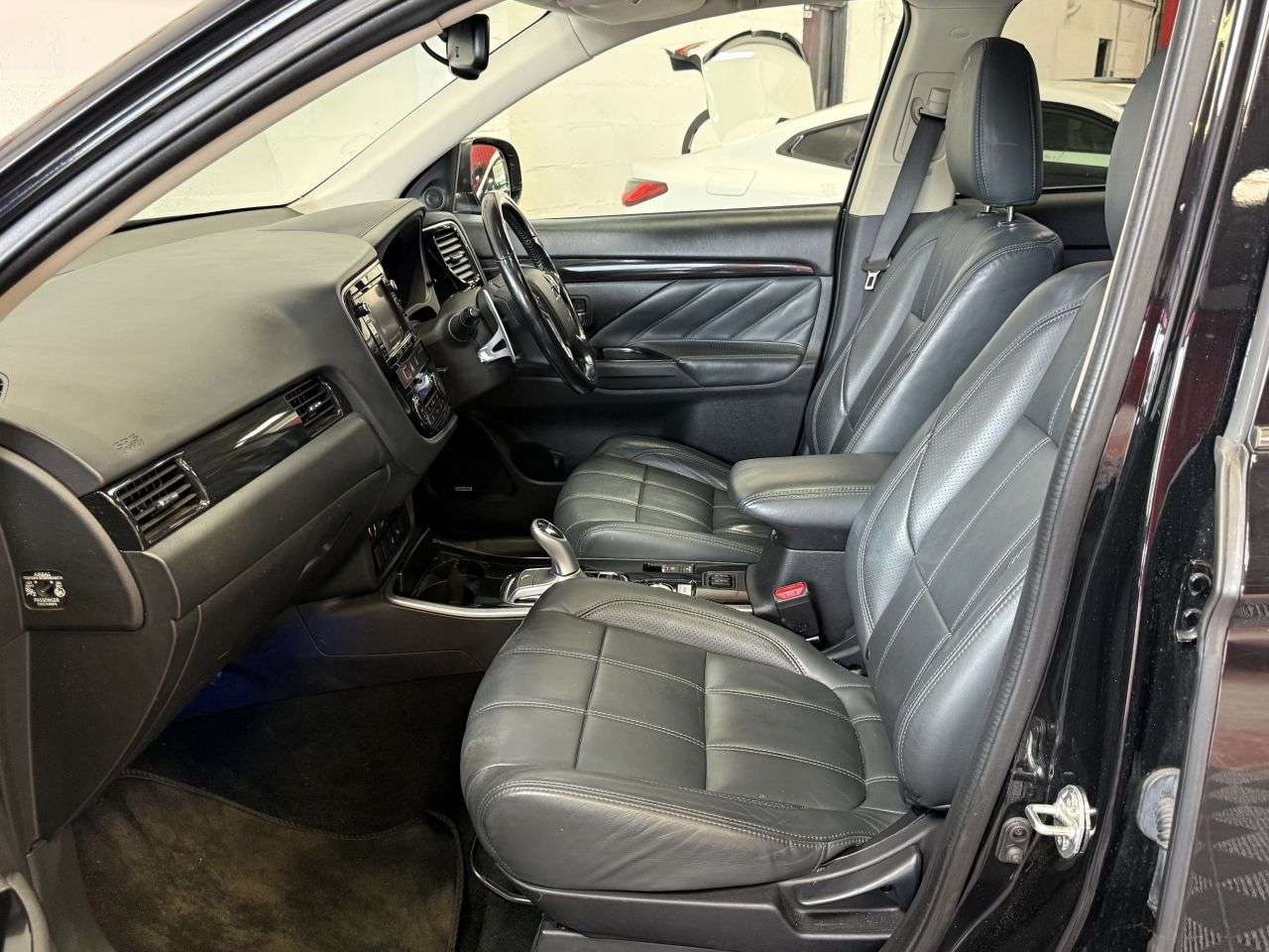 2017 MITSUBISHI OUTLANDER 2017 MITSUBISHI OUTLANDER