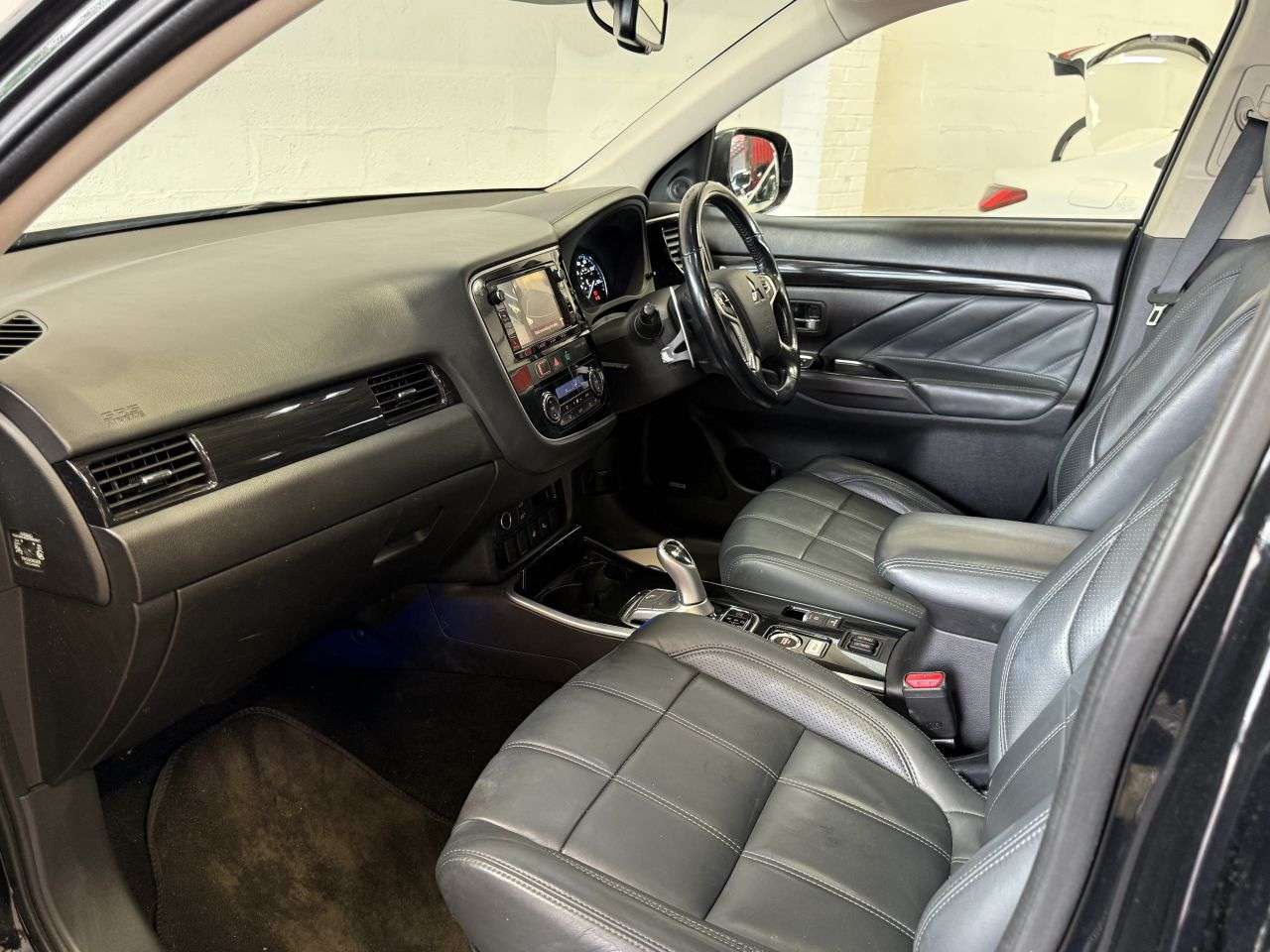 2017 MITSUBISHI OUTLANDER 2017 MITSUBISHI OUTLANDER