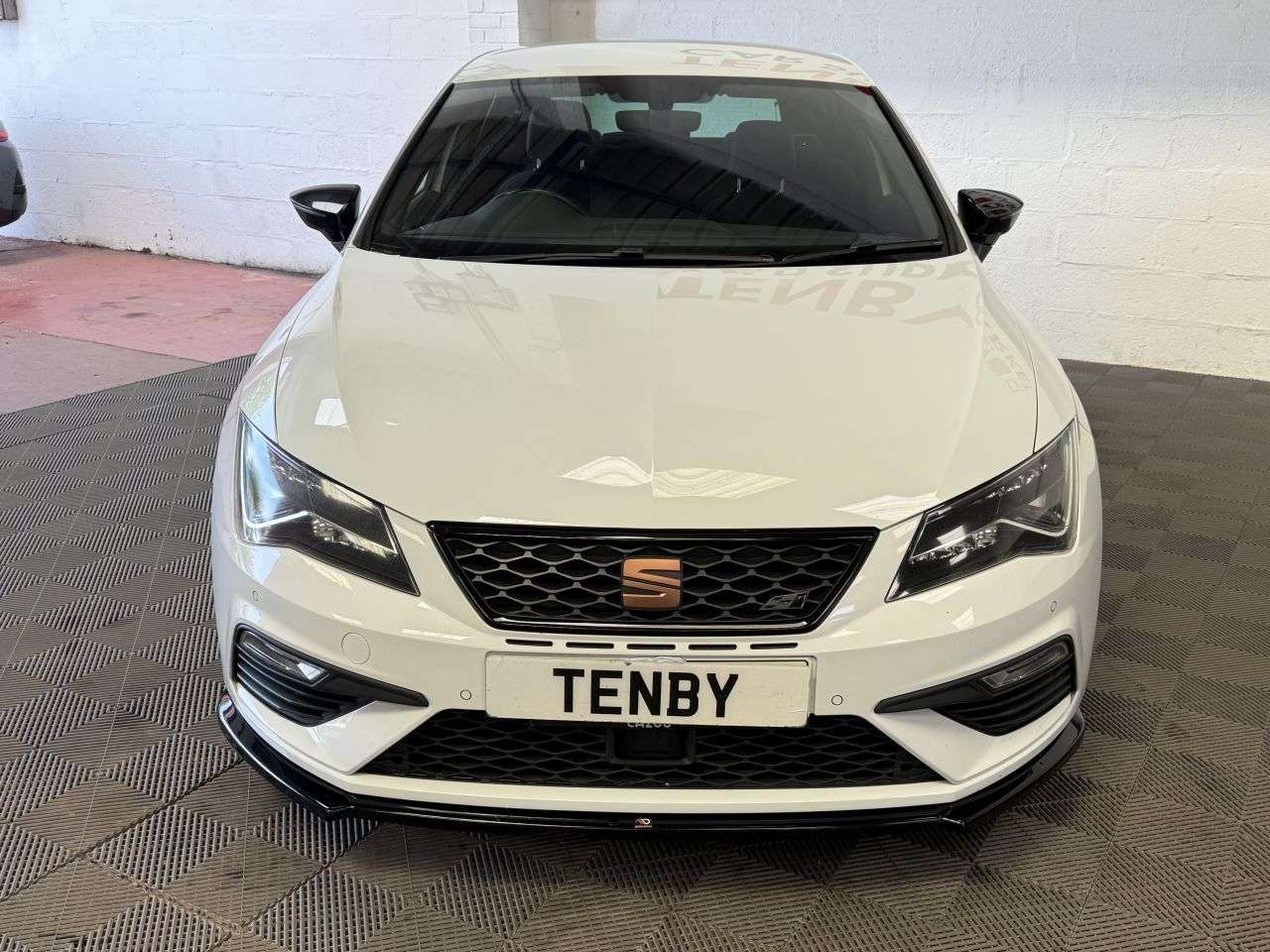 A 2019 SEAT LEON TSI CUPRA DSG A 2019 SEAT LEON TSI CUPRA DSG