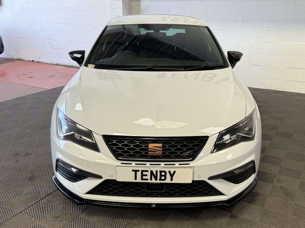 A 2019 SEAT LEON TSI CUPRA DSG A 2019 SEAT LEON TSI CUPRA DSG