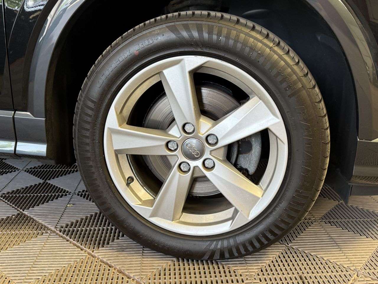 2017 AUDI Q2 2017 AUDI Q2