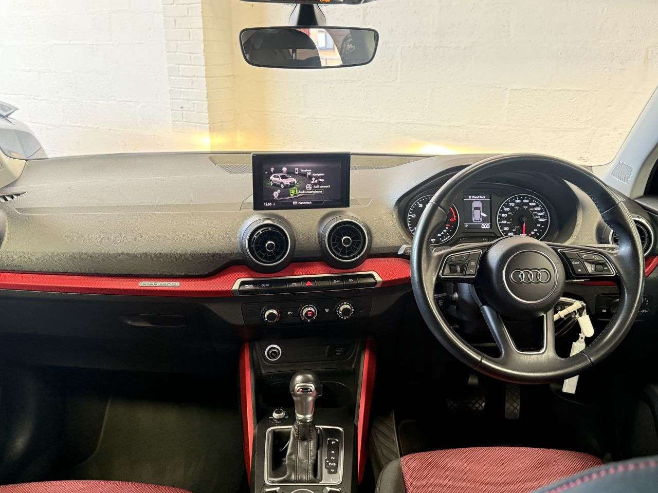 2017 AUDI Q2 2017 AUDI Q2