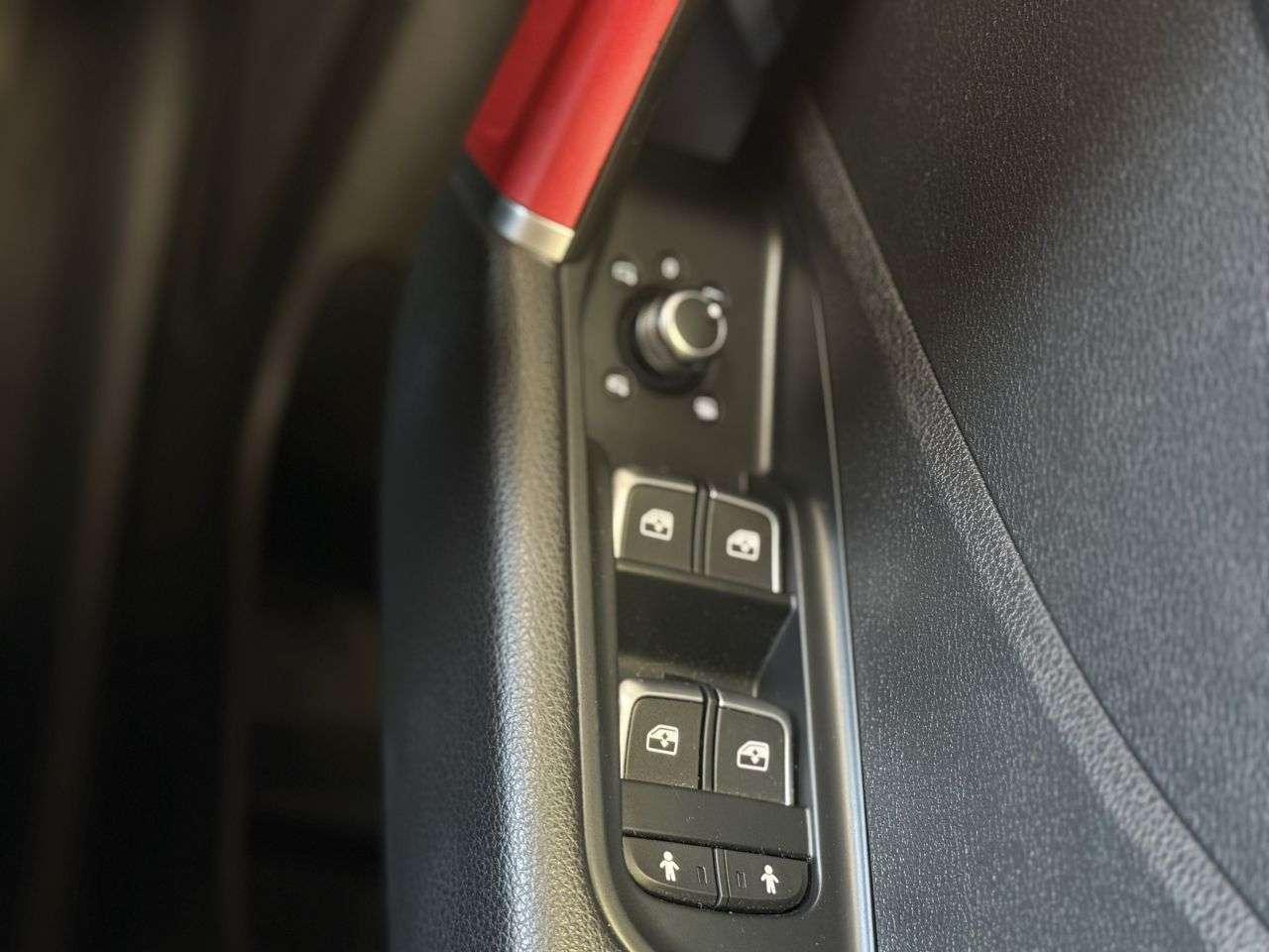 2017 AUDI Q2 2017 AUDI Q2