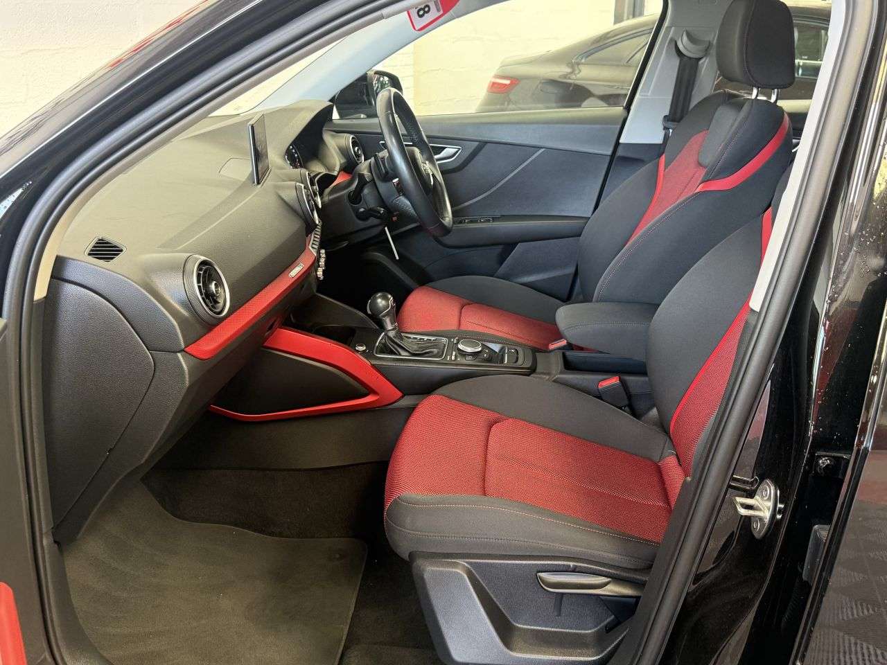 2017 AUDI Q2 2017 AUDI Q2