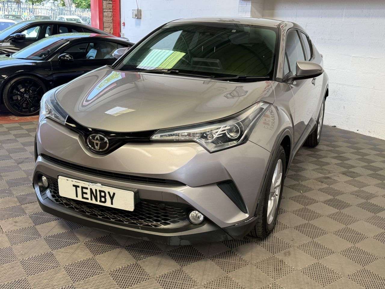 2018 TOYOTA C-HR 2018 TOYOTA C-HR