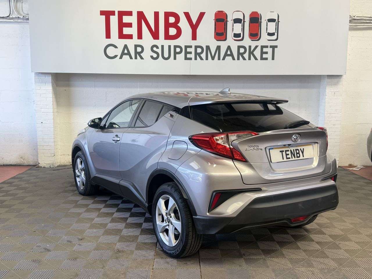 2018 TOYOTA C-HR 2018 TOYOTA C-HR