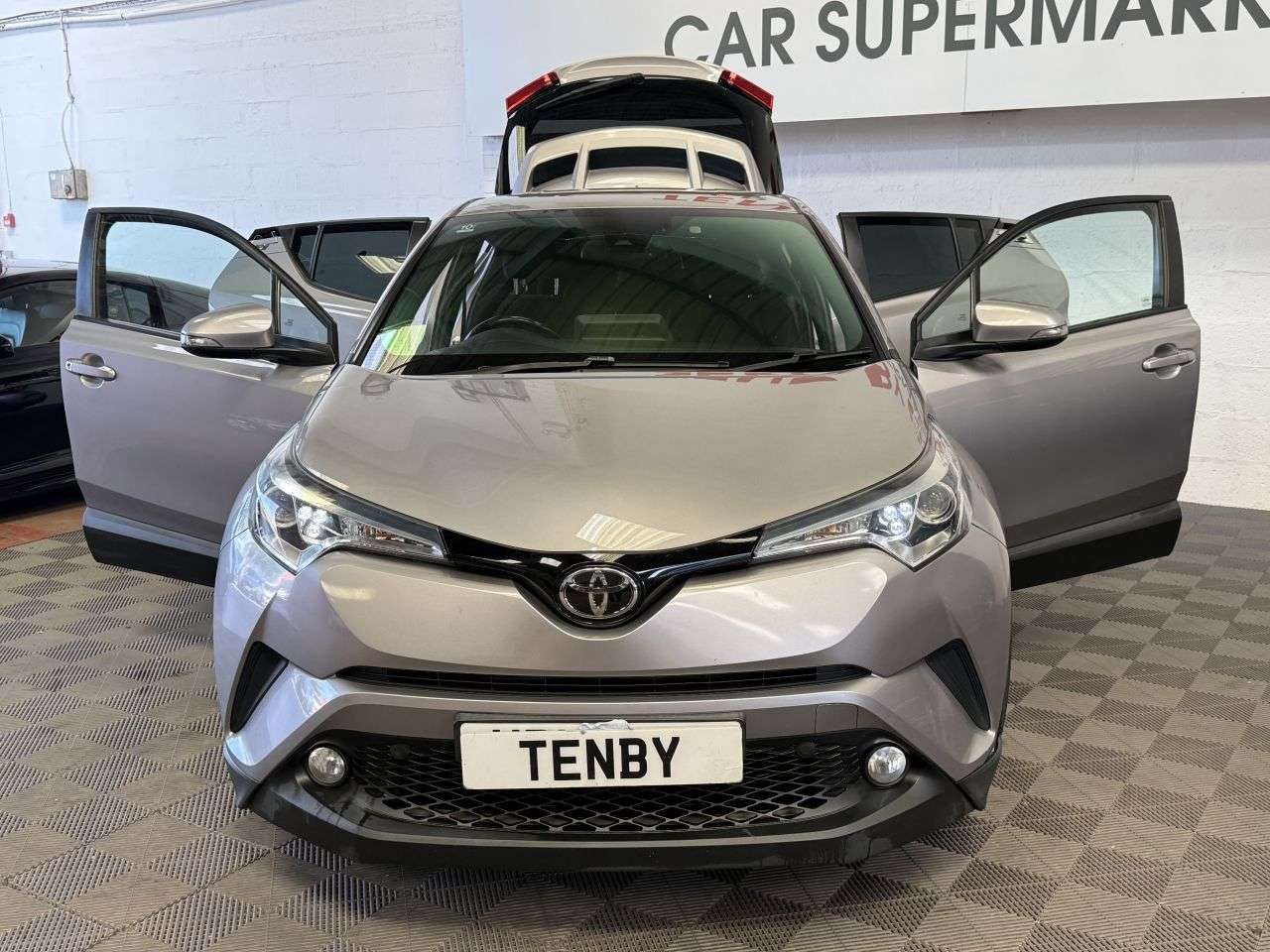 2018 TOYOTA C-HR 2018 TOYOTA C-HR