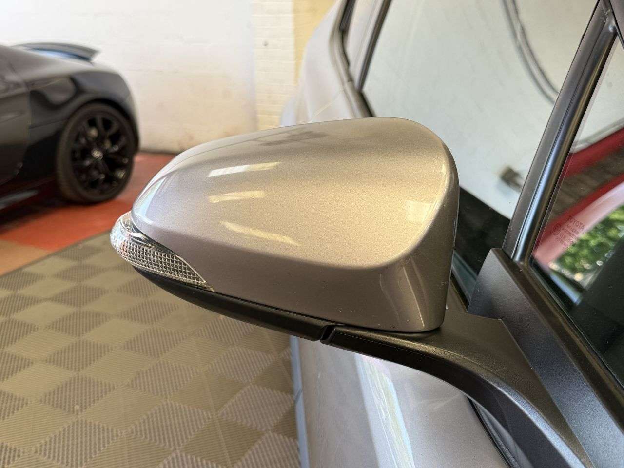 2018 TOYOTA C-HR 2018 TOYOTA C-HR