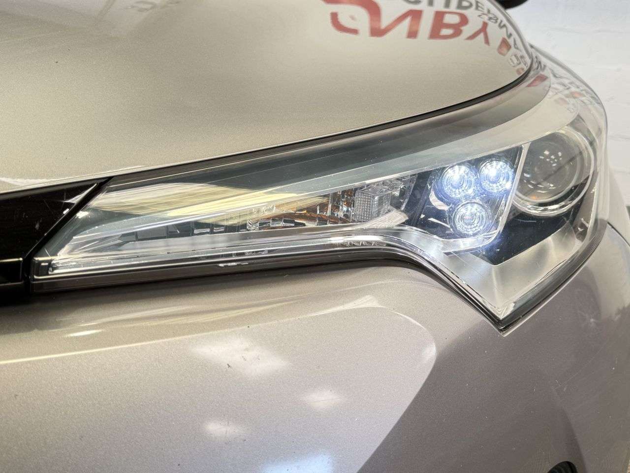 2018 TOYOTA C-HR 2018 TOYOTA C-HR