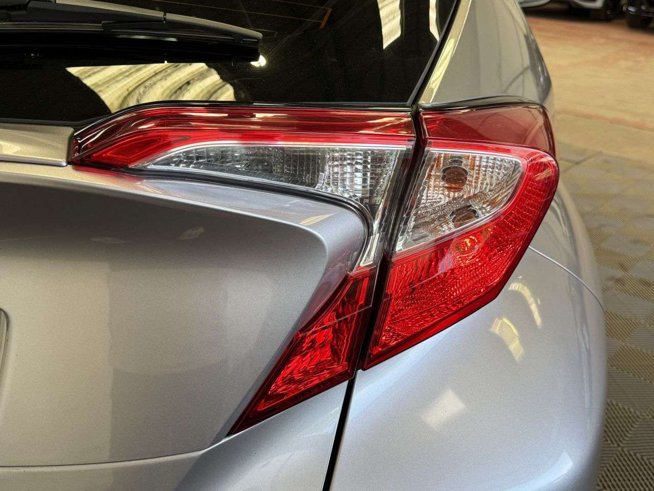 2018 TOYOTA C-HR 2018 TOYOTA C-HR