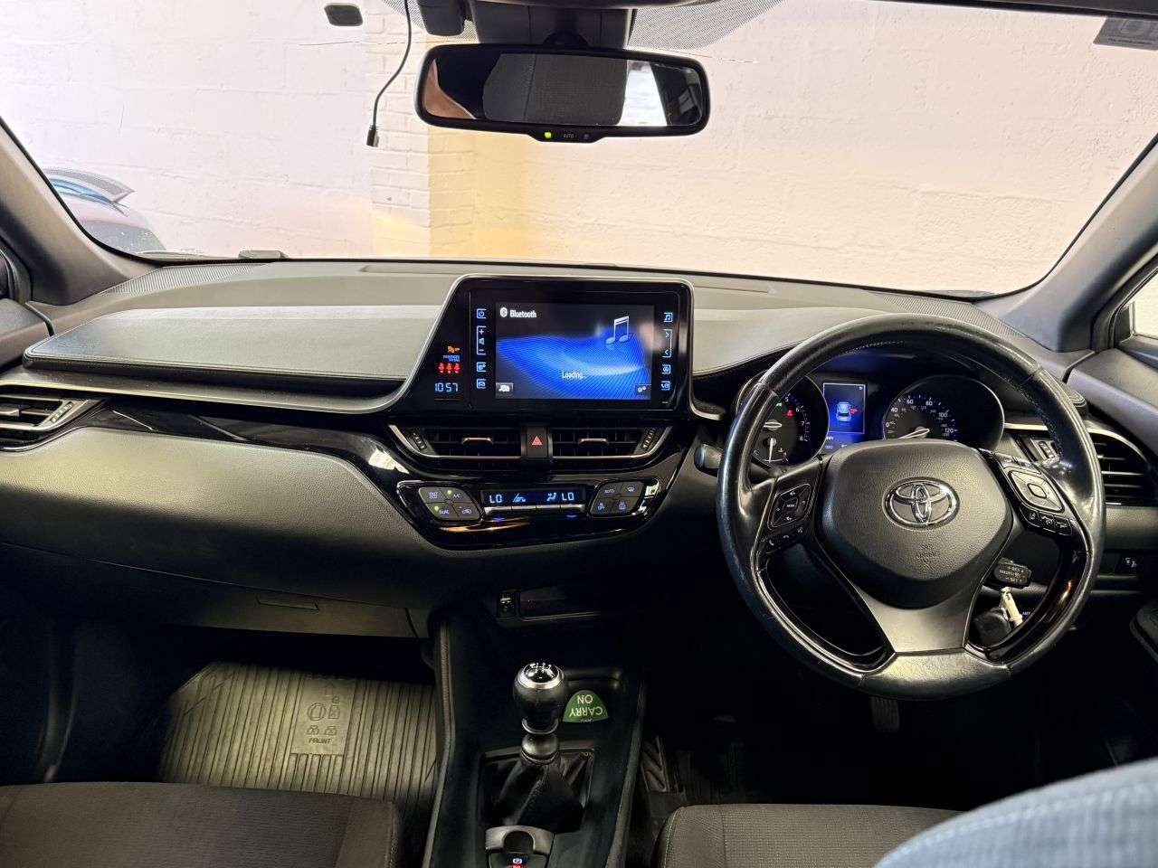 2018 TOYOTA C-HR 2018 TOYOTA C-HR