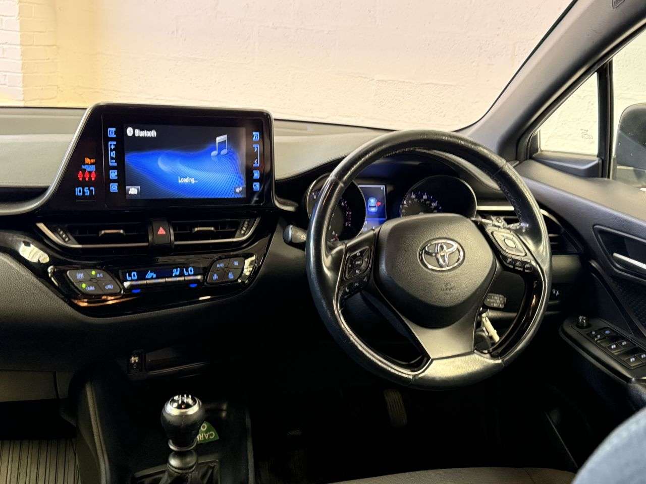 2018 TOYOTA C-HR 2018 TOYOTA C-HR