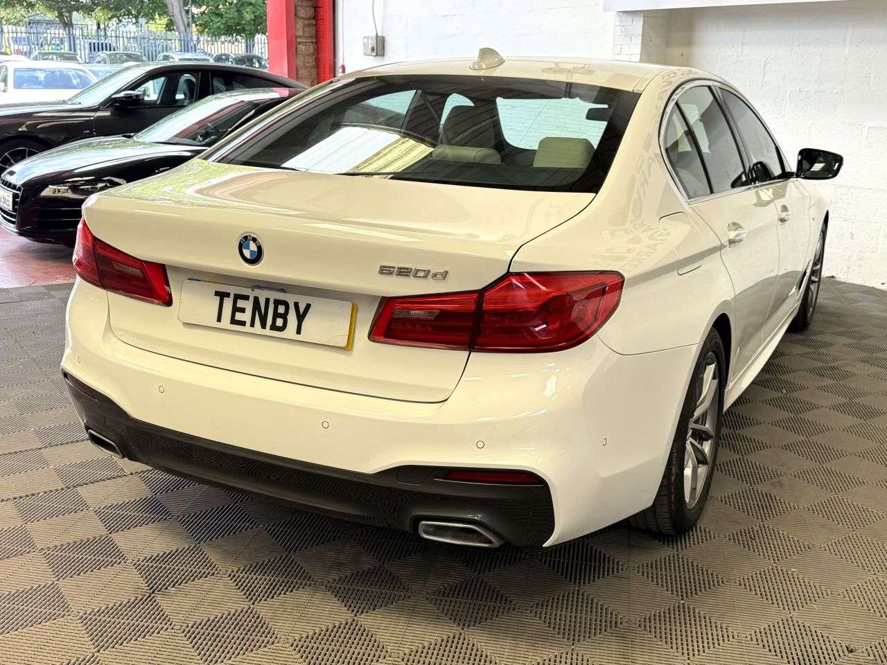 2017 BMW 5 SERIES 2017 BMW 5 SERIES