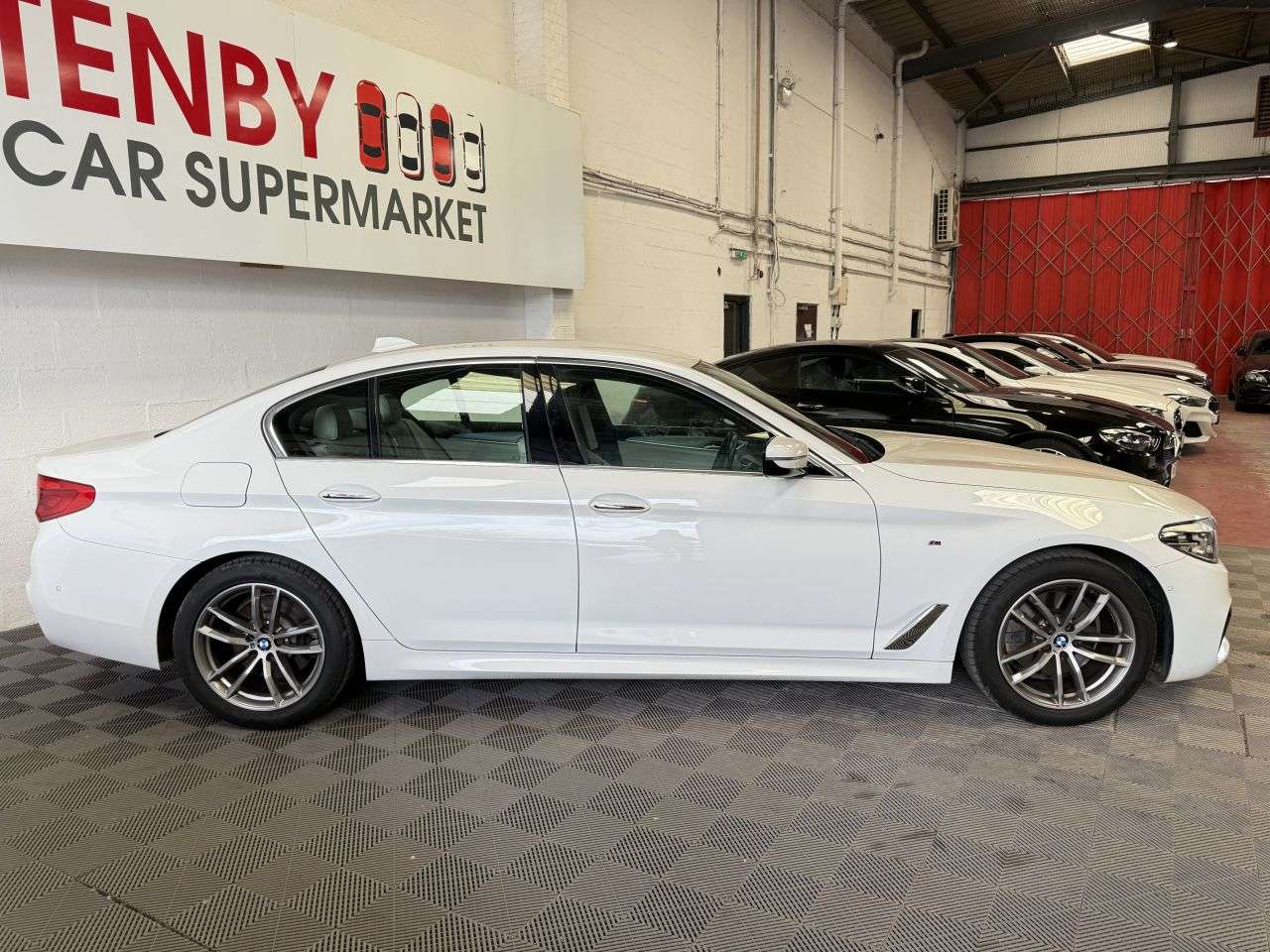 2017 BMW 5 SERIES 2017 BMW 5 SERIES