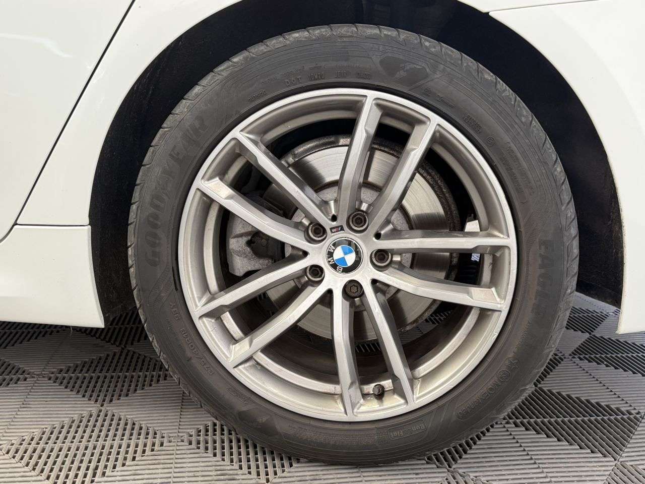 2017 BMW 5 SERIES 2017 BMW 5 SERIES