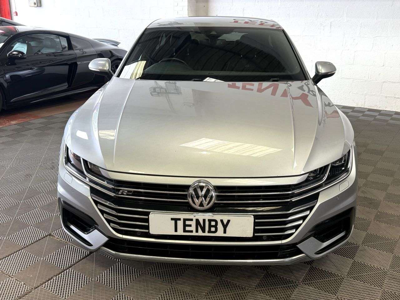A 2017 VOLKSWAGEN ARTEON 2.0 TSI R-Line Fastback 5dr Petrol DSG 4Motion Euro 6 (s/s) (280 ps) FHTD S A 2017 VOLKSWAGEN ARTEON 2.0 TSI R-Line Fastback 5dr Petrol DSG 4Motion Euro 6 (s/s) (280 ps) FHTD S