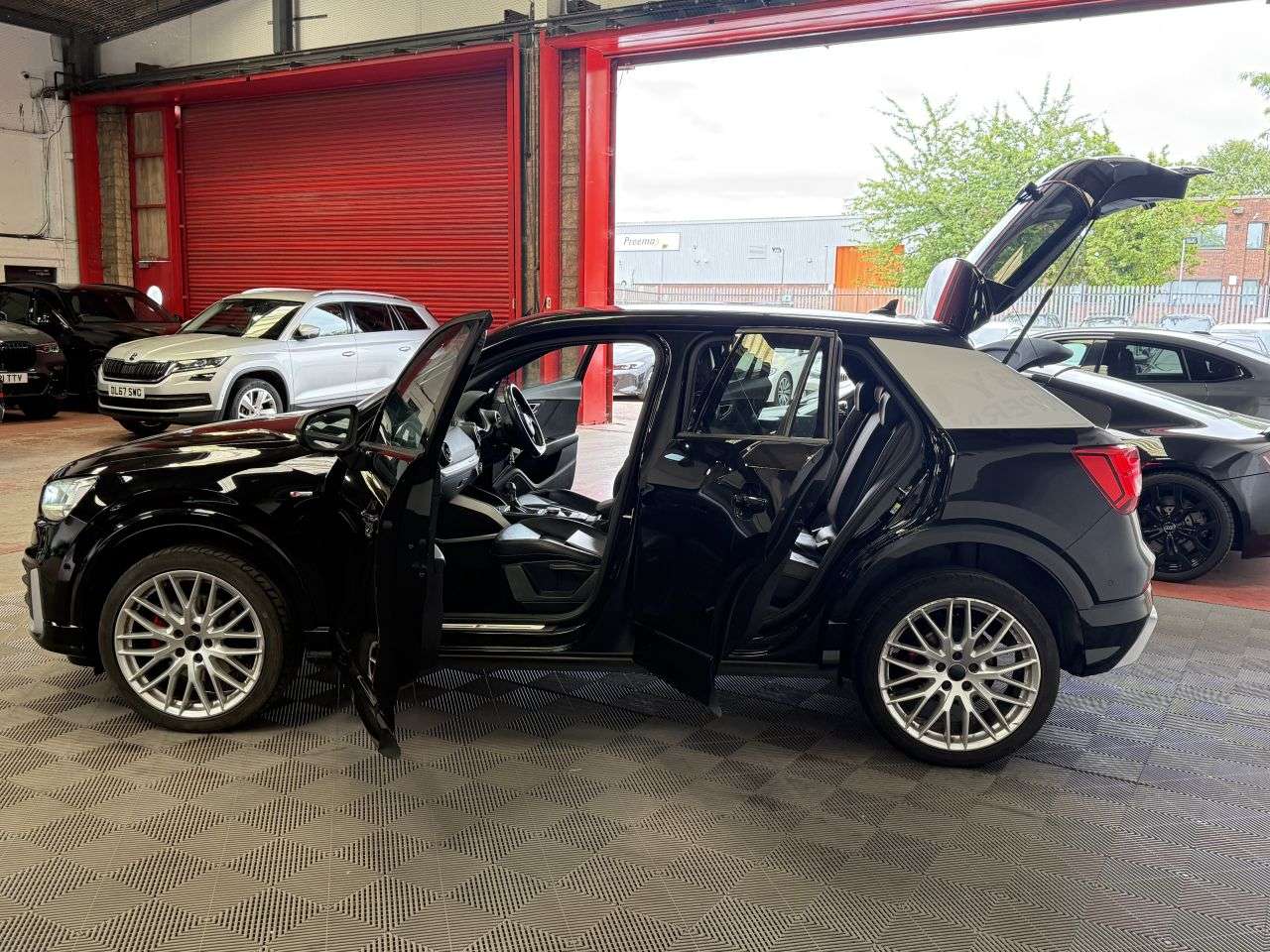 2017 AUDI Q2 2017 AUDI Q2