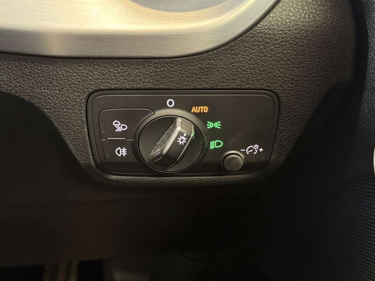 2017 AUDI Q2 2017 AUDI Q2