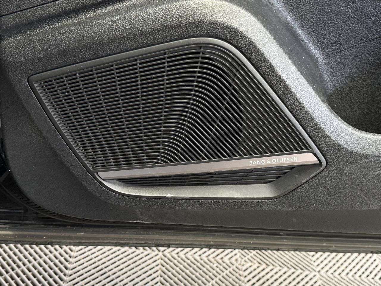 2017 AUDI Q2 2017 AUDI Q2