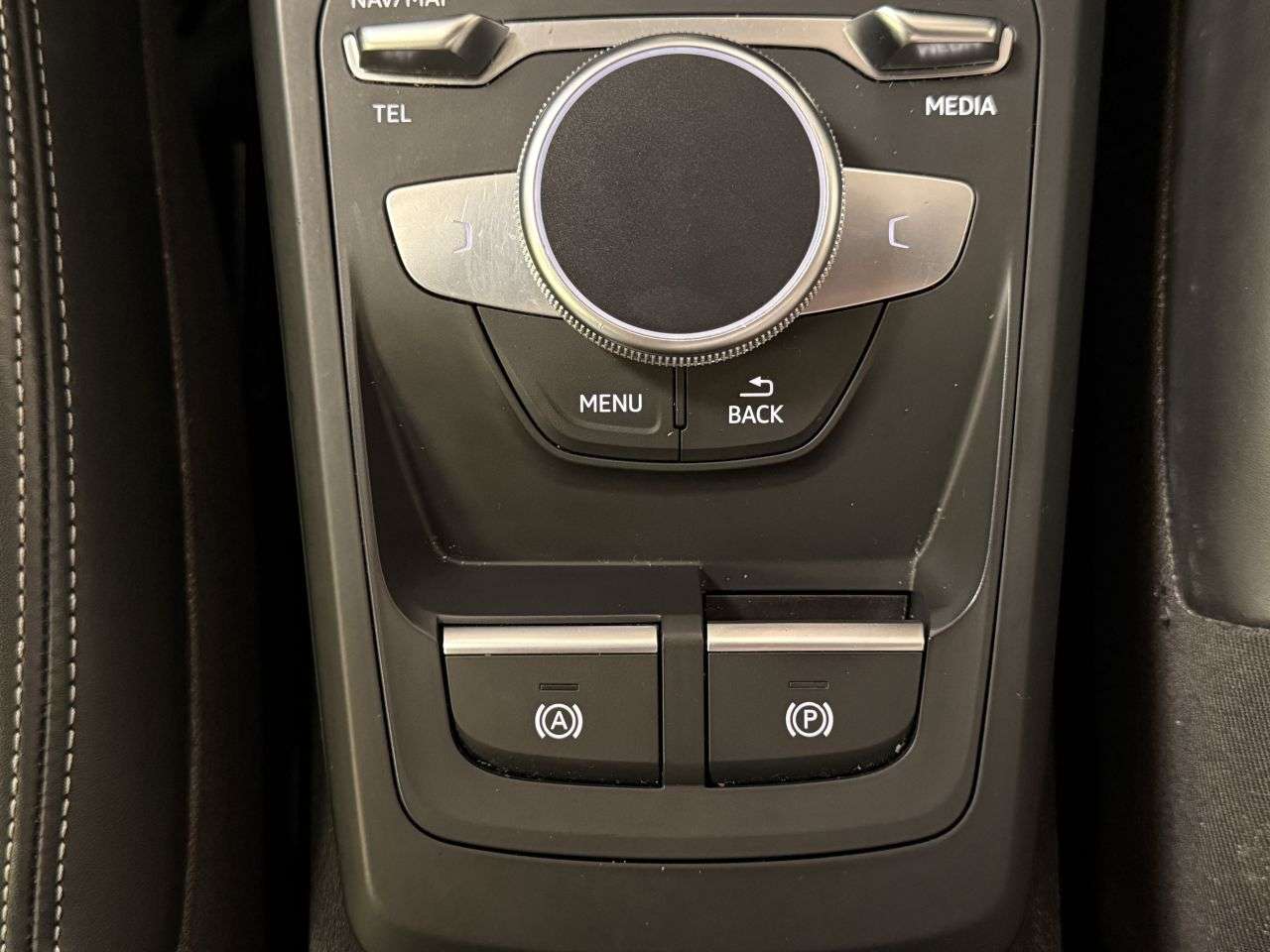 2017 AUDI Q2 2017 AUDI Q2