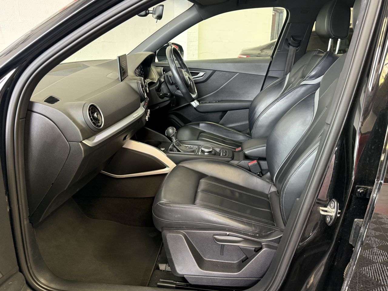 2017 AUDI Q2 2017 AUDI Q2