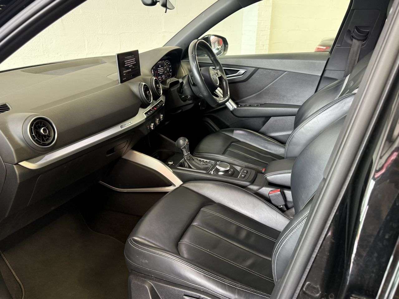 2017 AUDI Q2 2017 AUDI Q2