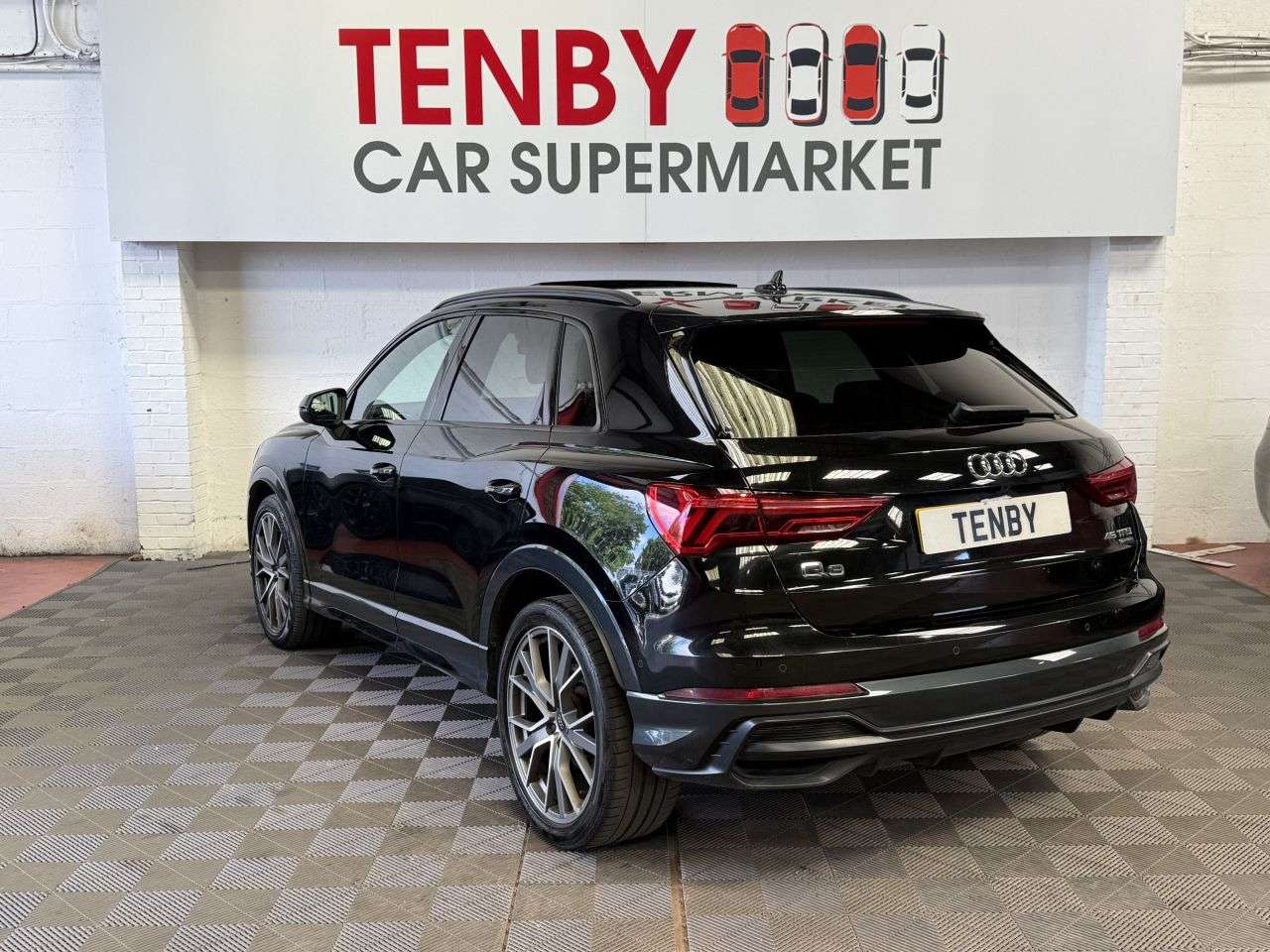2019 AUDI Q3 2019 AUDI Q3